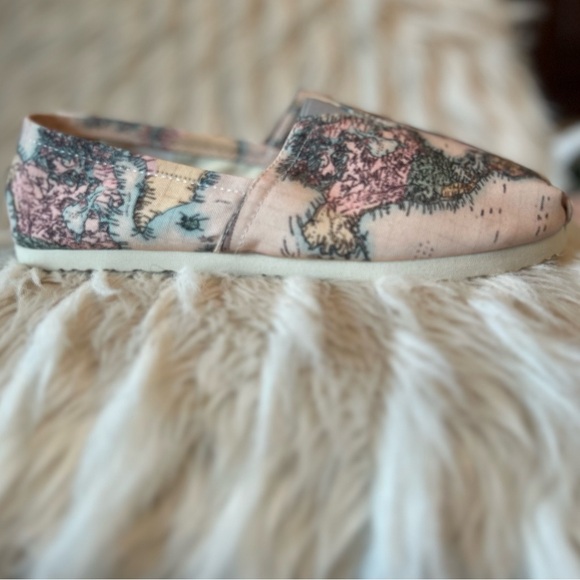 NWOT Groove Bags Vintage Geography Globe Slip On Shoes, Women’s 6.5 - Picture 12 of 12